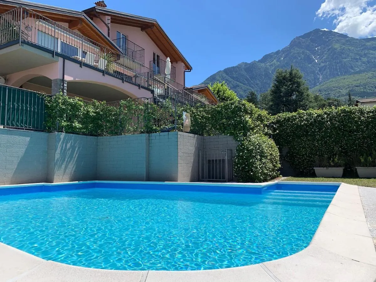 Lago Apartment Colico