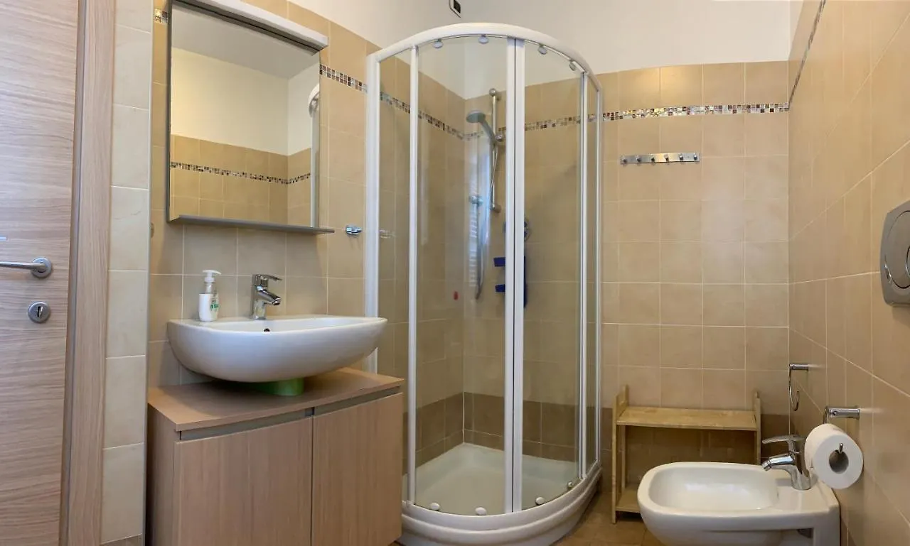 Lago Apartment Colico